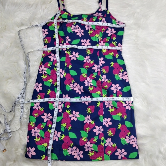 💣Sold Lily Pulitzer Mini strawberry Navy Dress 8 - Picture 7 of 7